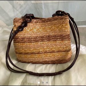 Croft and Barrow straw woven purse